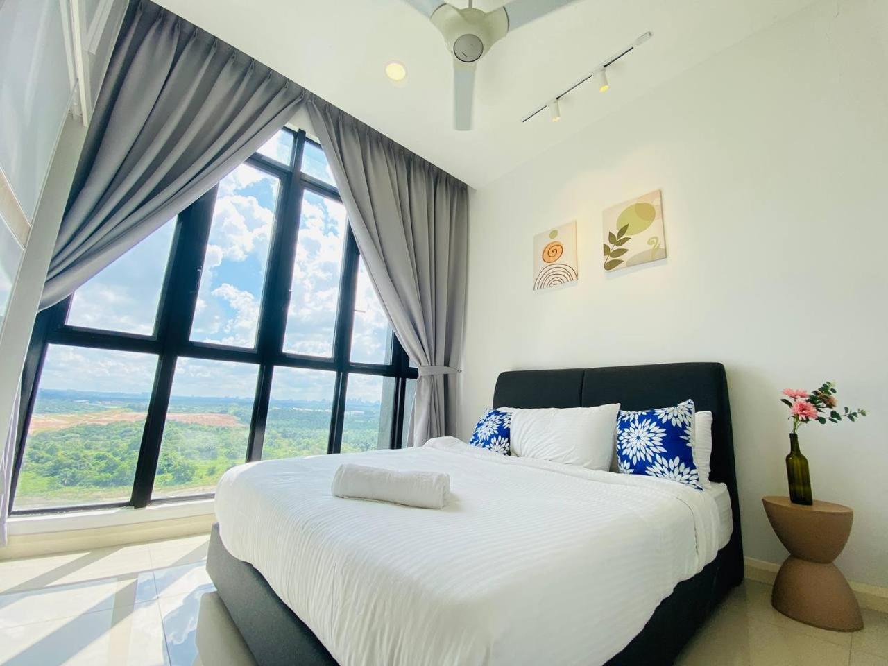 D'Pristine Legoland Apartment Нусаджайя Экстерьер фото